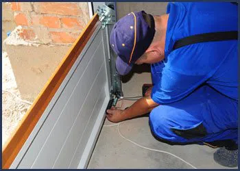 Neighborhood Garage Door Edina, MN 612-254-8083 - cont-door-instiallation-t-22-gr-23m